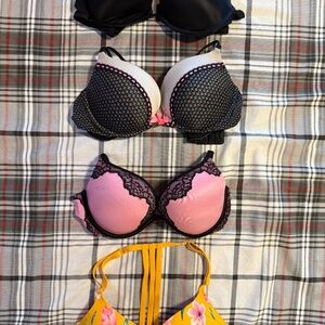 LOT- Very Sexy Push-up Bras